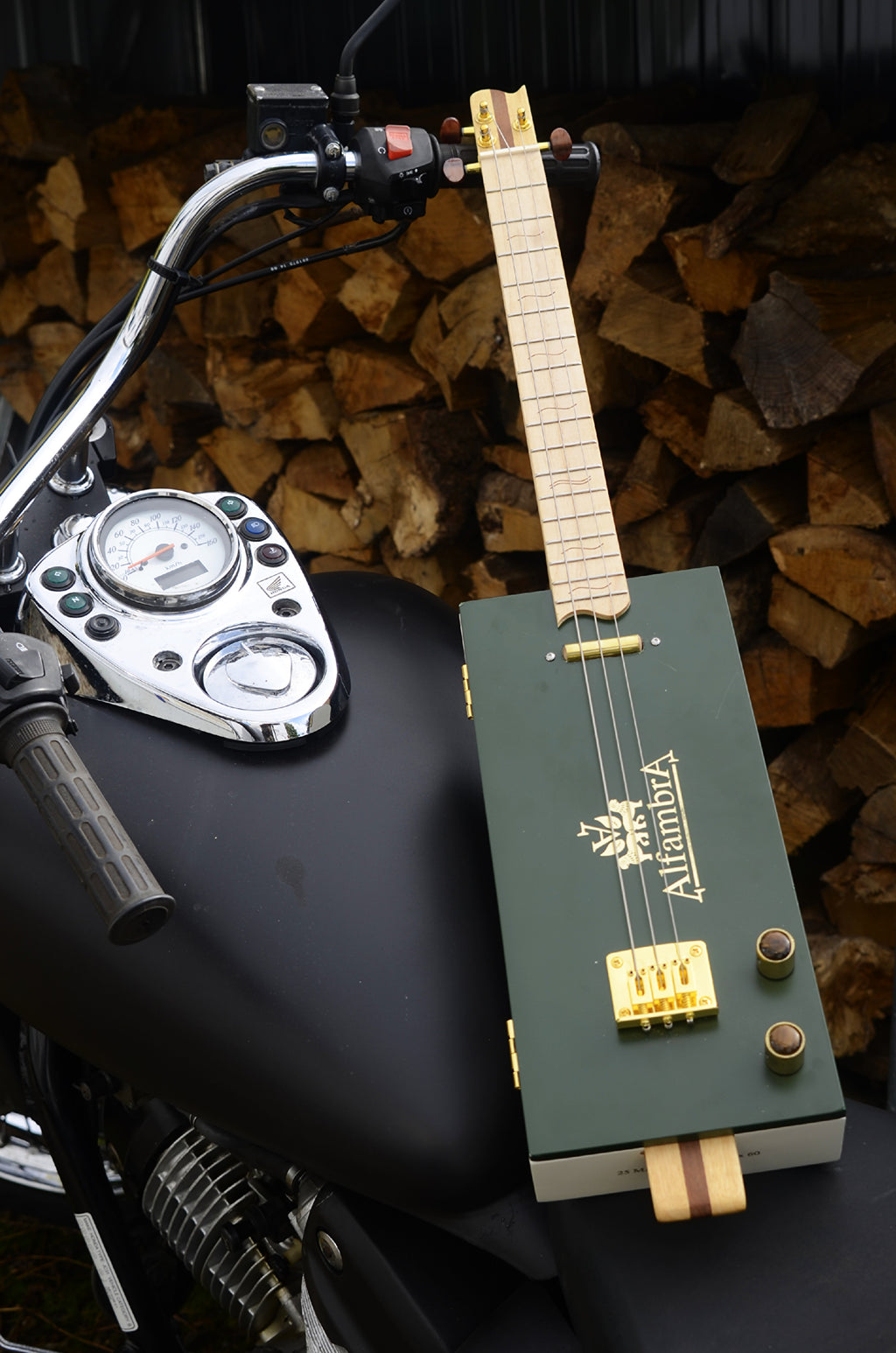 cigarbox #6 Alfambra Lipstick