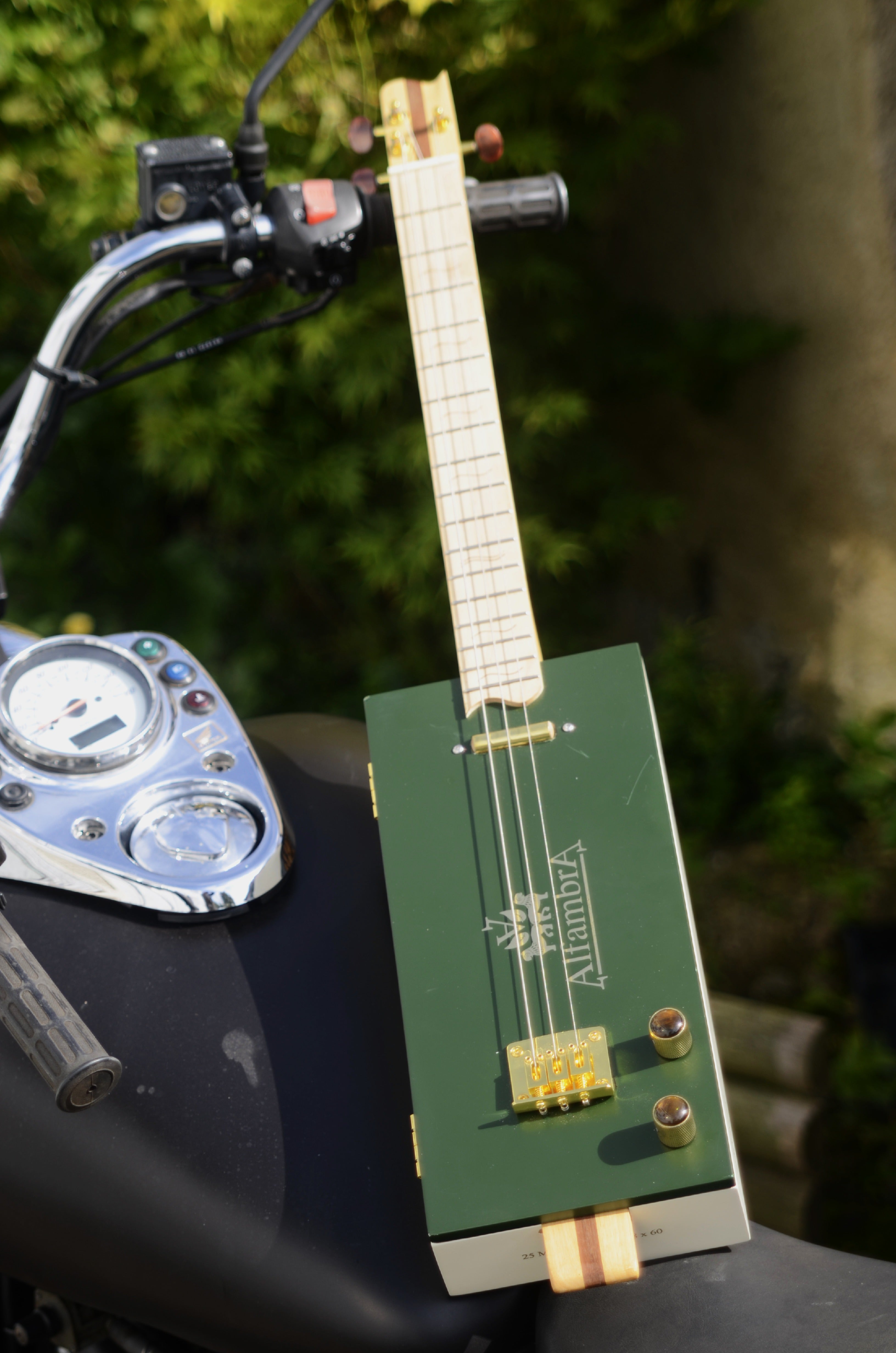 cigarbox #6 Alfambra Lipstick